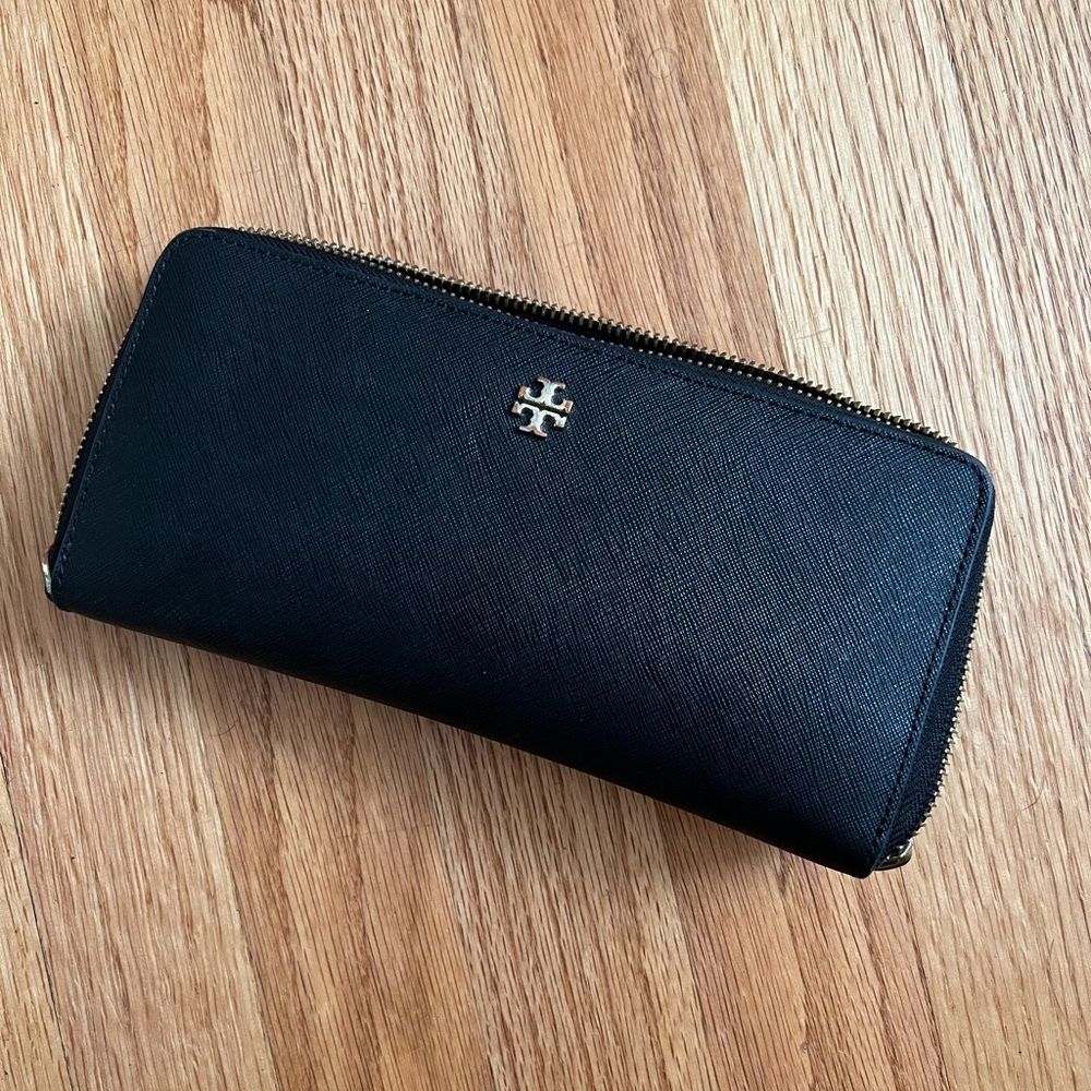 Used Tory Bury all around zipper